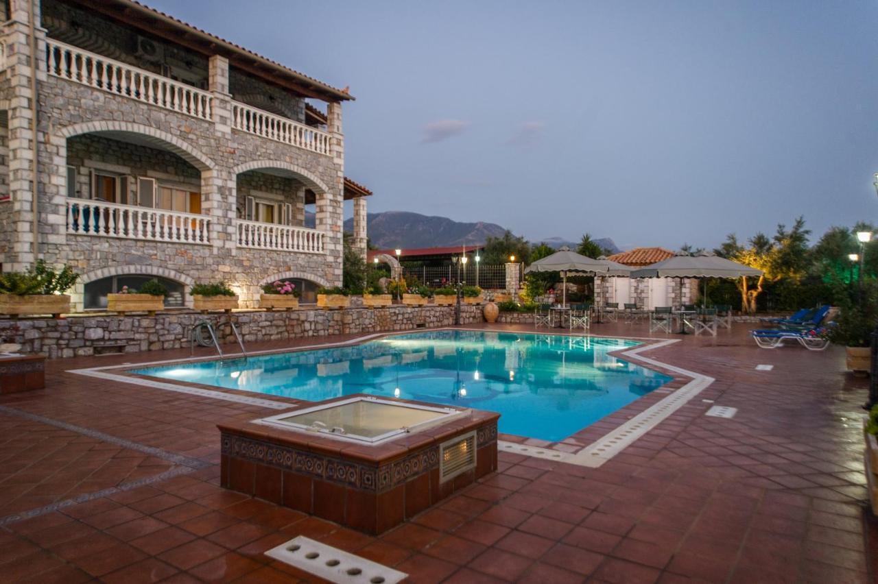 Amalia Apartments Stoupa Exterior photo